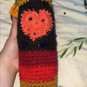 Crochet waterbottle bag with heart and stripped pattern, one size fits all